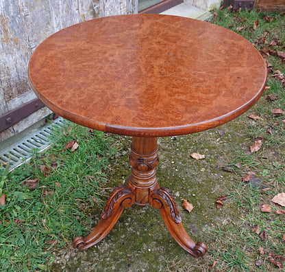 Very Fine Quality 19th Century Amboyna Tripod Wine Table