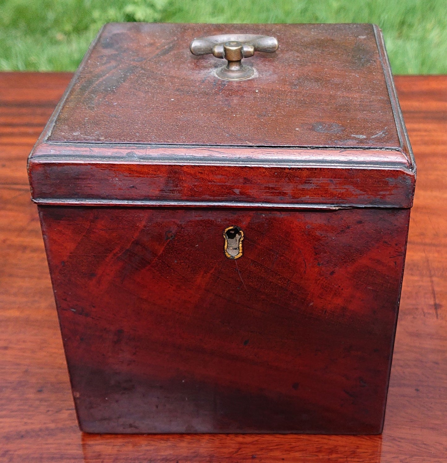 Lovely Little 18th Century Tea Caddy