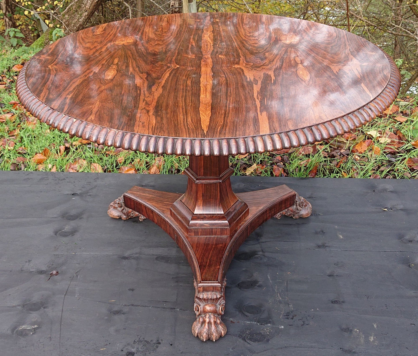 Very Fine Quality Regency Rosewood Centre Table