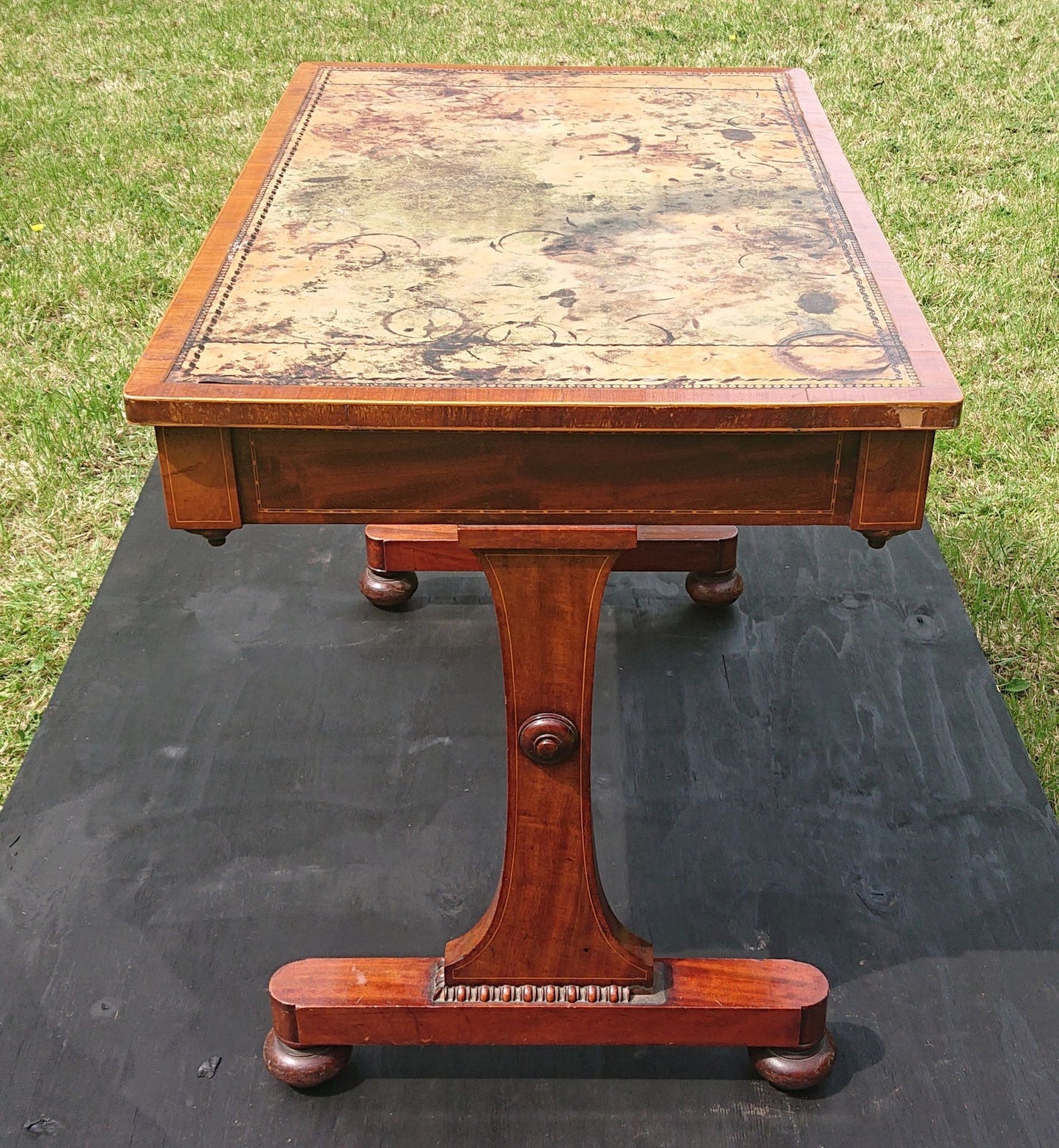 A 19th Century Antique Writing Table