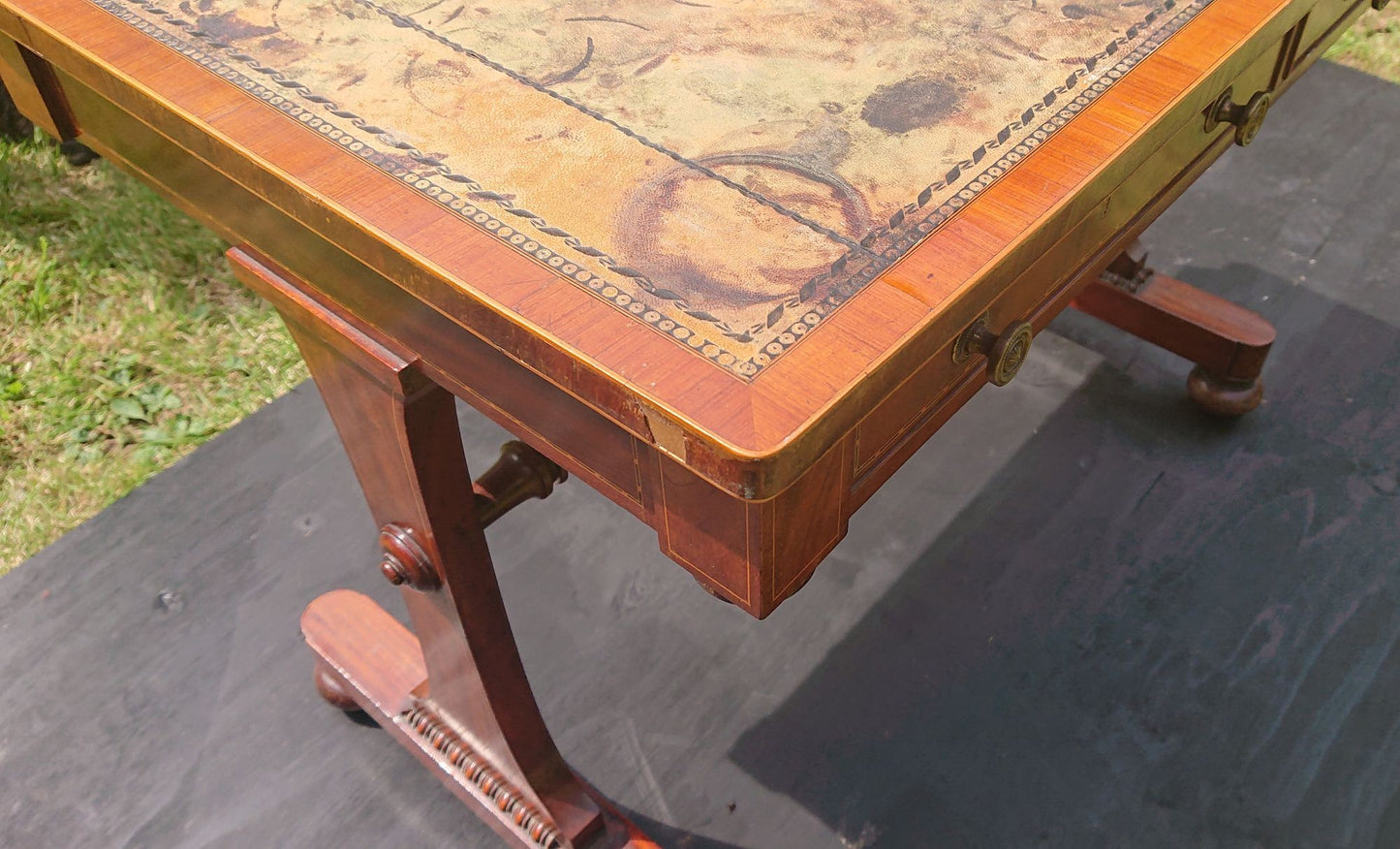 A 19th Century Antique Writing Table