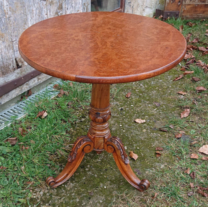 Very Fine Quality 19th Century Amboyna Tripod Wine Table