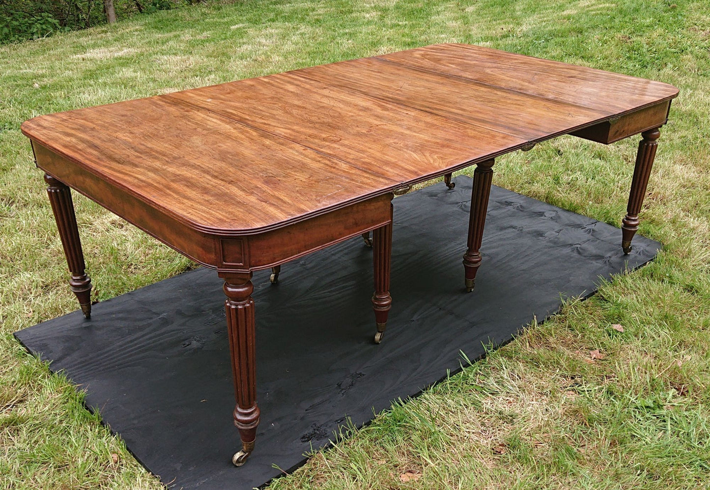 Regency Mahogany Antique Dining Table by Gillows of Lancaster and London