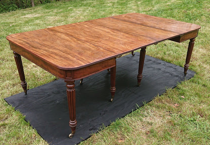 Regency Mahogany Antique Dining Table by Gillows of Lancaster and London