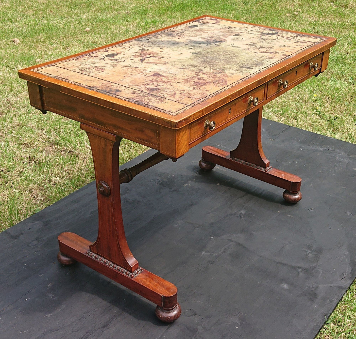 A 19th Century Antique Writing Table