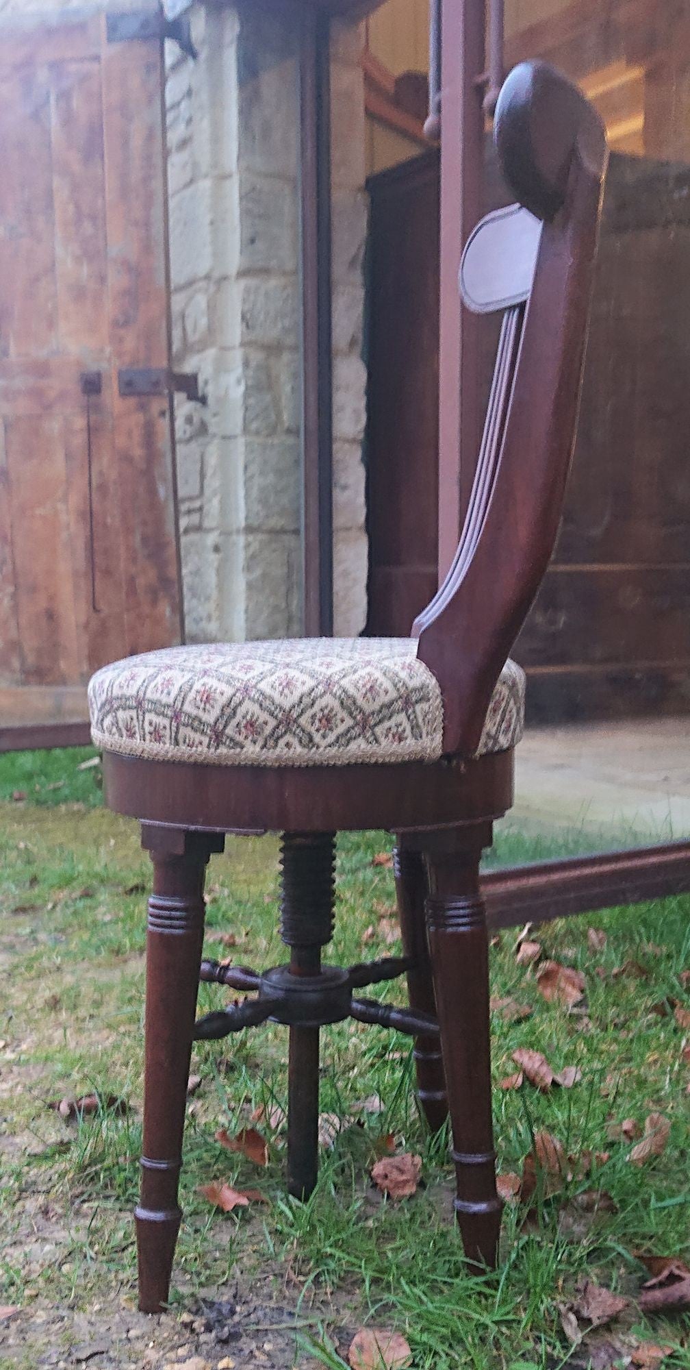 Early 19th Century Antique Height Adjustable Music Chair