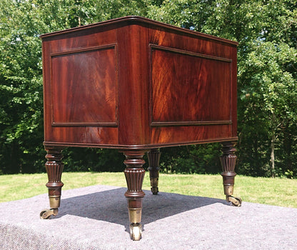 Early 19th Century Regency Mahogany Wine Cooler Cellarette attributed to Gillows of Lancaster and London