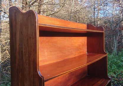 Early 19th Century Regency Waterfall Bookcase Made Of Solid Mahogany With Contrast Cross Banding And Boxwood Stringing