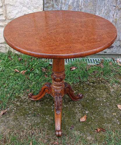 Very Fine Quality 19th Century Amboyna Tripod Wine Table