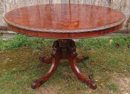 Very Fine Nineteenth Century Centre Table