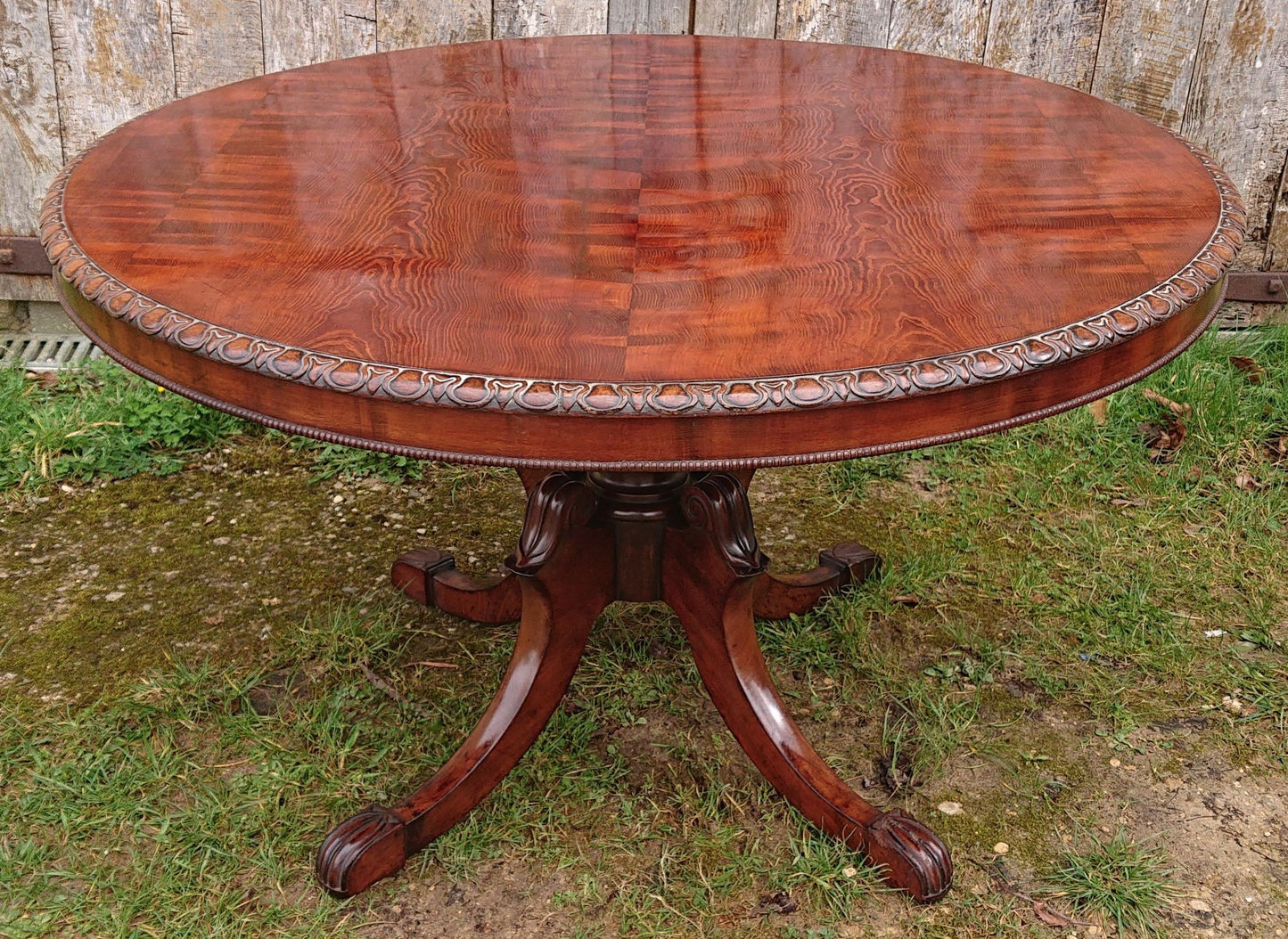 Very Fine Nineteenth Century Centre Table