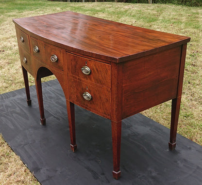 Very Fine 18th Century Mahogany Sideboard