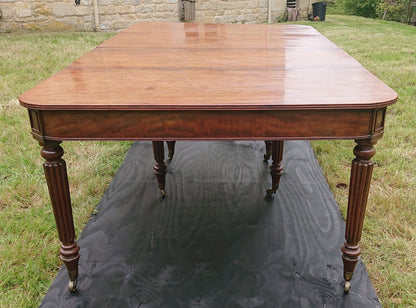 Regency Mahogany Antique Dining Table by Gillows of Lancaster and London