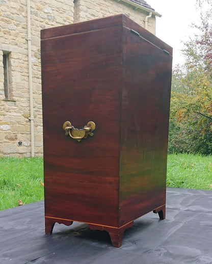 18th Century George III Period Mahogany Antique Wine Cooler Cellarette